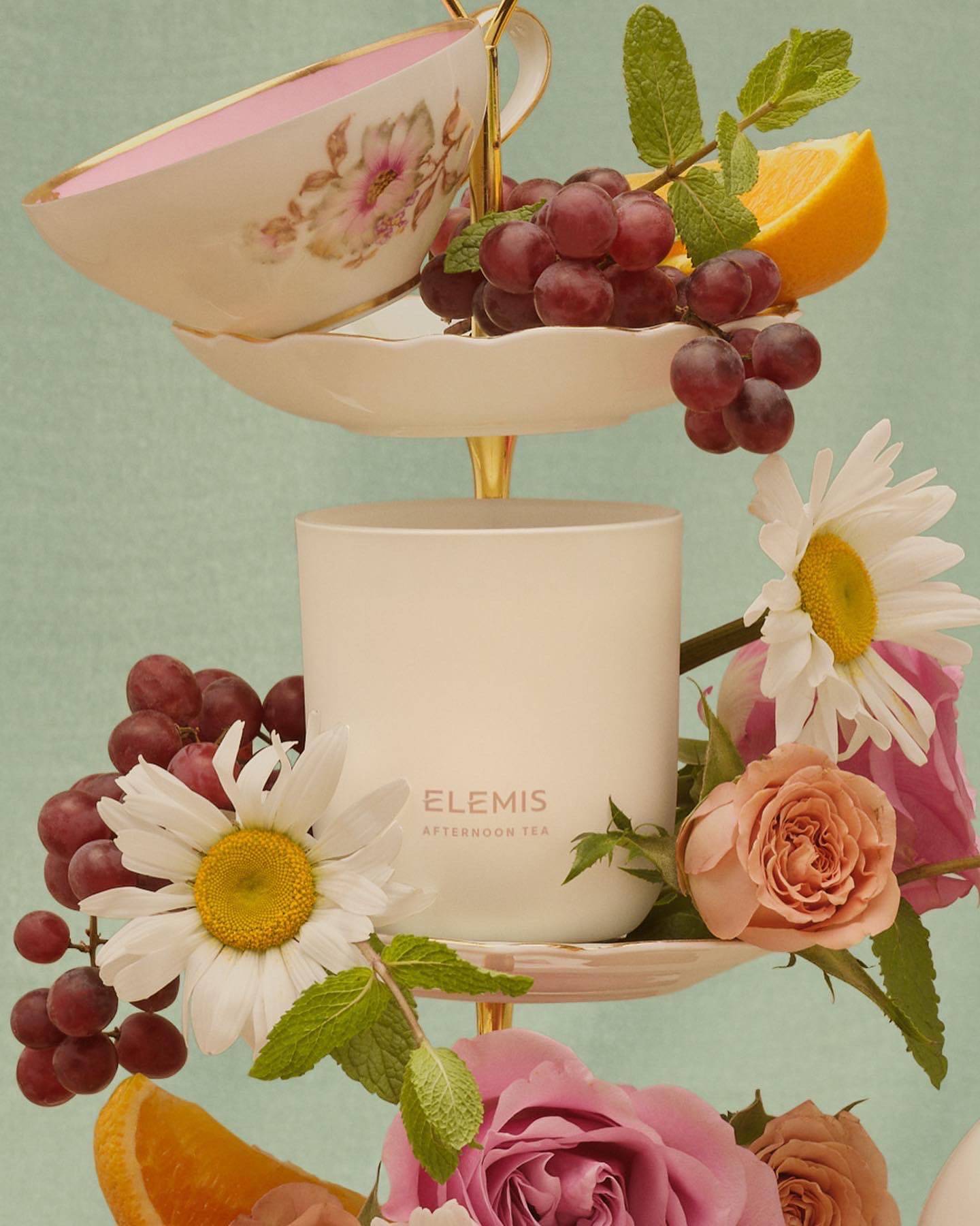 Аромасвічка ELEMIS Afternoon Tea Scented Candle